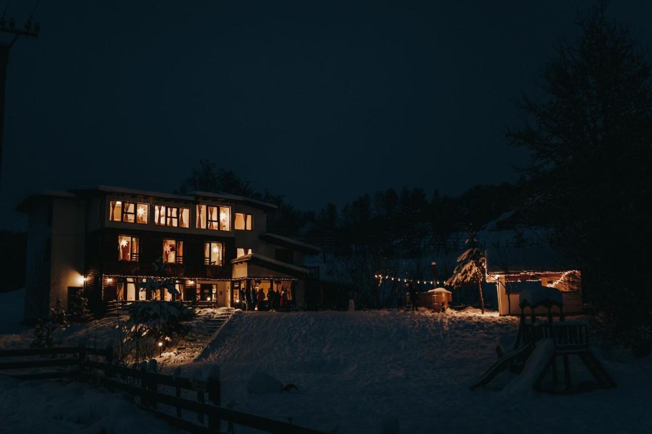 Talhaus Otel Vişeu de Sus Dış mekan fotoğraf