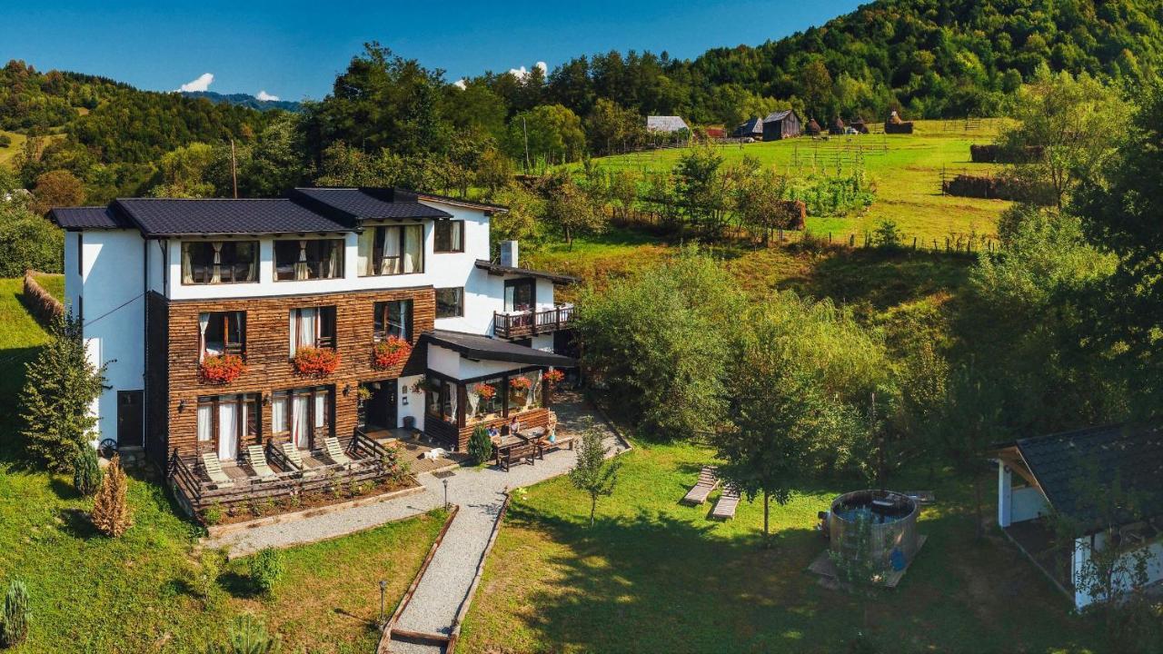 Talhaus Otel Vişeu de Sus Dış mekan fotoğraf