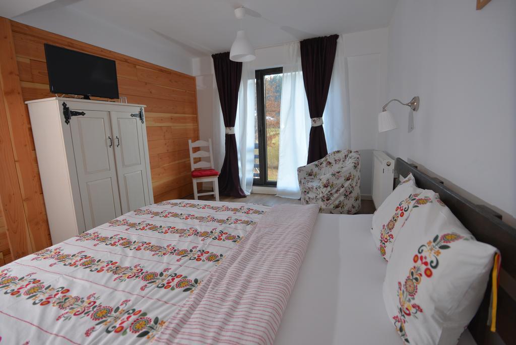 Talhaus Otel Vişeu de Sus Dış mekan fotoğraf